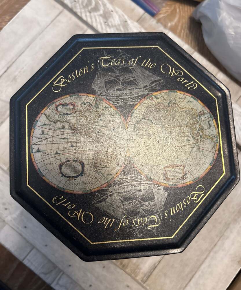 Large Boston Tea Co. Boston's Teas of the World Tea Tin